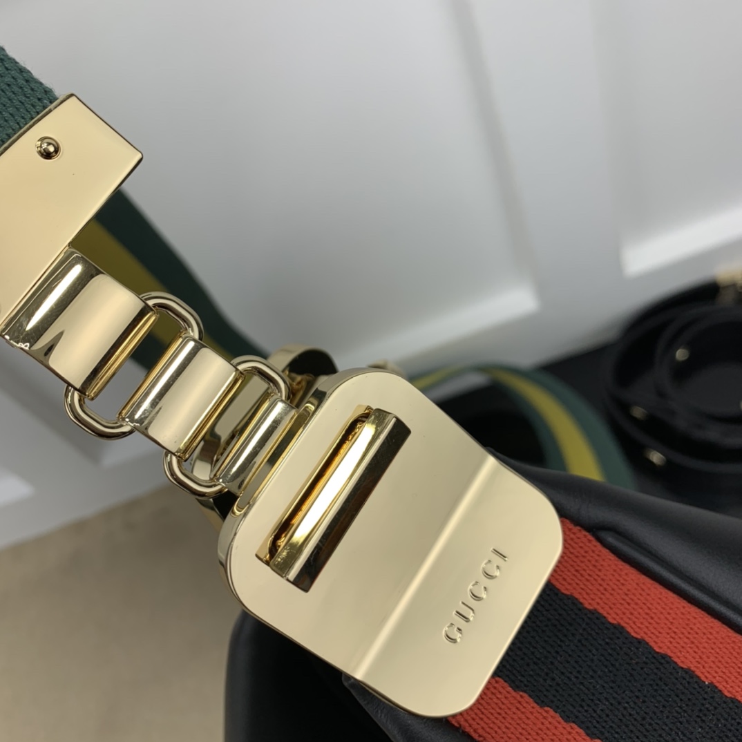 Gucci Hobo Bags